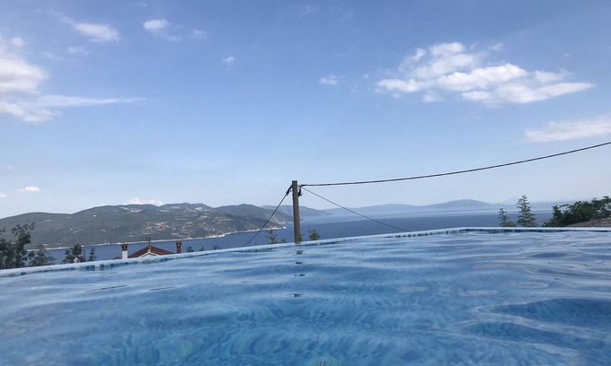 Zagore Apartment | Apartment with XXL terrace and infinity pool !
