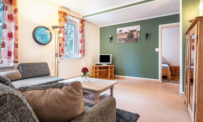 Feldberger Seenlandschaft Apartment | Apartment 'Wohnung 3' with Shared Garden