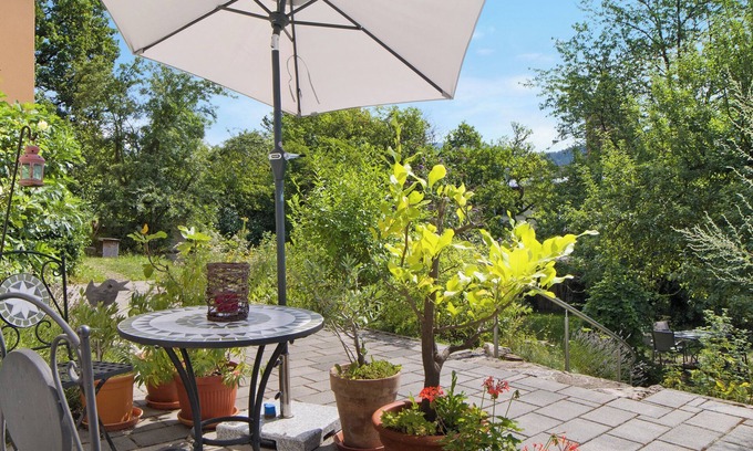 Elzach Apartment | Apartment 'Zum Goldenen Kopf' with Private Garden and Wi-Fi