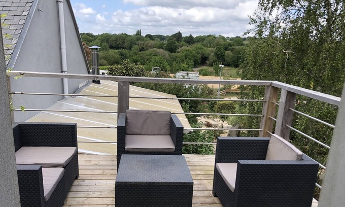 Saint-Yvi Apartment | Apartmentin the heart of a horse riding center