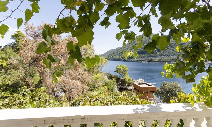 Sobra Apartment | Apartments and Rooms Nike (50271-S4) - Sobra - island Mljet