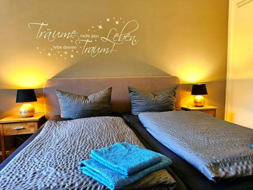 Selk Apartment | Apartments am Selker Noor - mit Naturpark, privater Terrasse und Bachlauf an der Selker Wassermühle