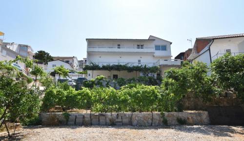 Primosten Apartment | Apartments and Room Mate-Mare