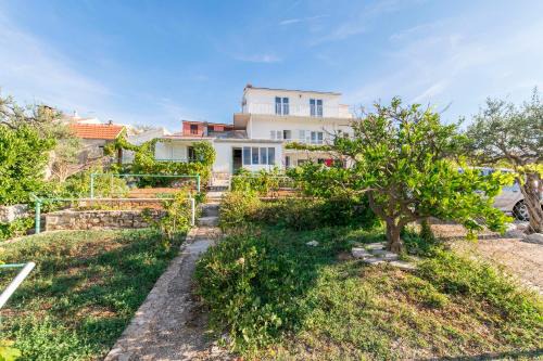 Primosten Apartment | Apartments and Room Milka-Jere