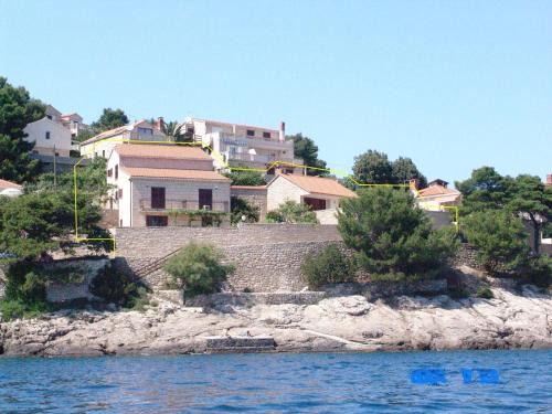 Selca House | Apartments and rooms by the sea Puntinak, Brac - 12255