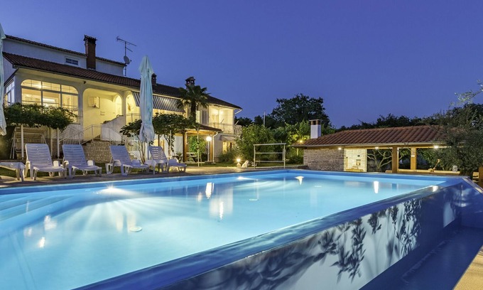 Tinjan Apartment | Apartments Andrej, small apartment for 2 people to relax with a swimming pool