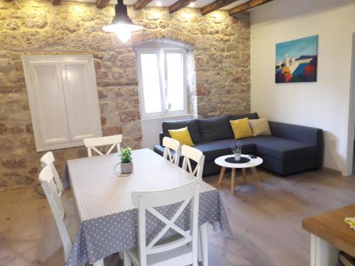 Komiza Apartment | Apartments Bepi