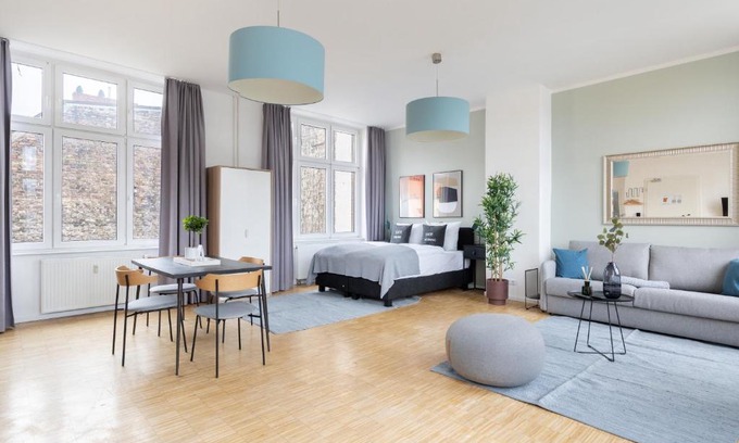 Tempelhof Apartment | Apartments Berlin Neue Straße