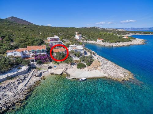Pokrivenik Apartment | Apartments by the sea Cove Pokrivenik, Hvar - 5223
