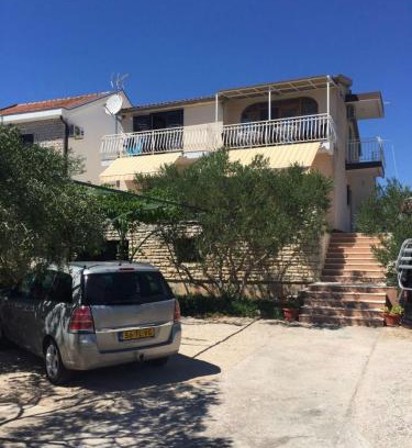 Pirovac Apartment | Apartments by the sea Pirovac, Sibenik - 15403