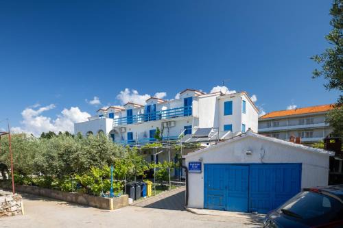 Sucuraj Apartment | Apartments by the sea Sucuraj, Hvar - 6852