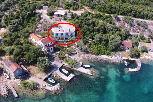 Putnikovic Apartment | Apartments by the sea Zuronja, Peljesac - 14095
