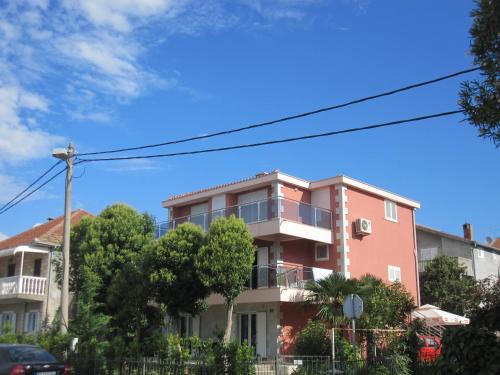 Tomicici Apartment | Apartments Delfin