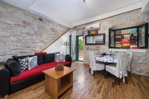 Gradac Apartment | Apartments Gajeta