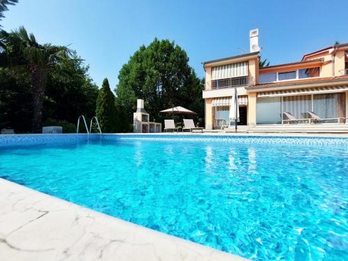 Sarsoni Apartment | Apartments in Villa Azra