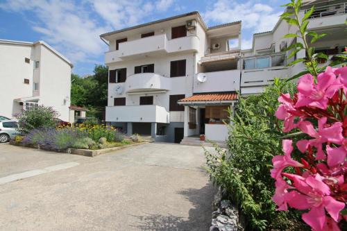 Baska House | Apartments Karamarko