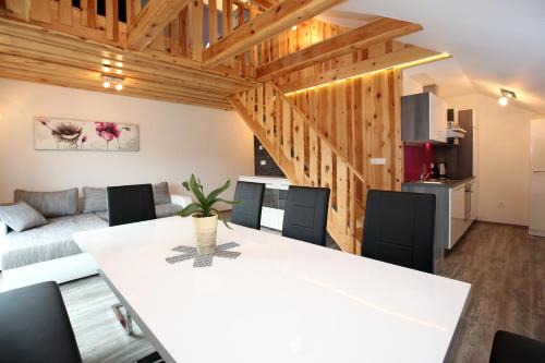 Bohinjska Bistrica Apartment | Apartments Klemenčič