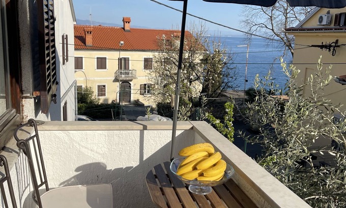 Volosko Apartment | Apartments Matacin with sea view 2+2, Parking, Wifi