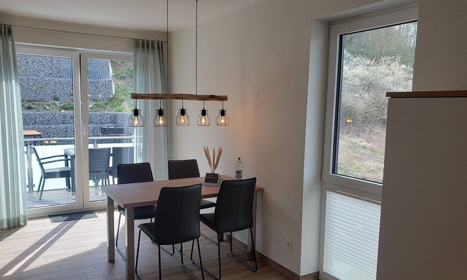 Volkesfeld Apartment | Apartments on the Aeppelsberg (evening sun)