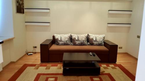 Lychakivskyi District Apartment | Apartments on Zelena