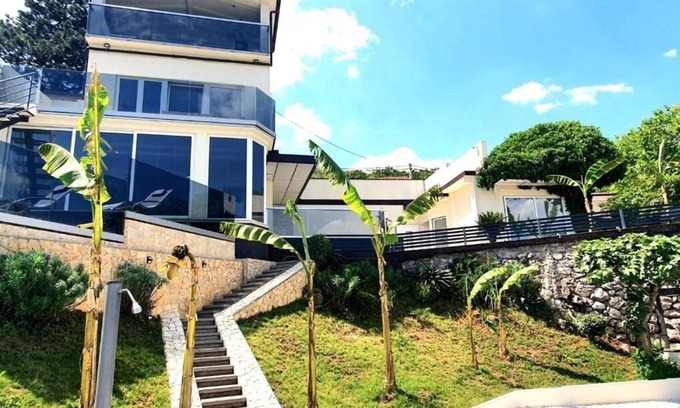 Mihotici Apartment | Apartments Petz (94393-A1) - Matulji