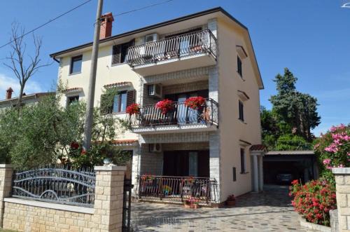 Murine Apartment | Apartments Ruža