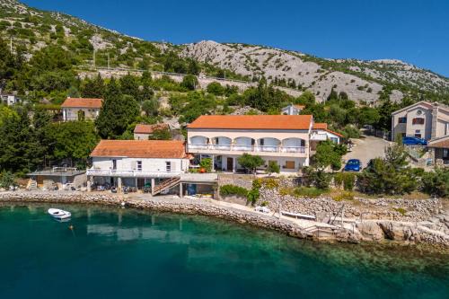 Baric Draga Apartment | Apartments Tasa
