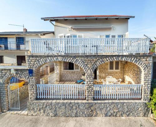 Pirovac Apartment | Apartments The heart of Croatia