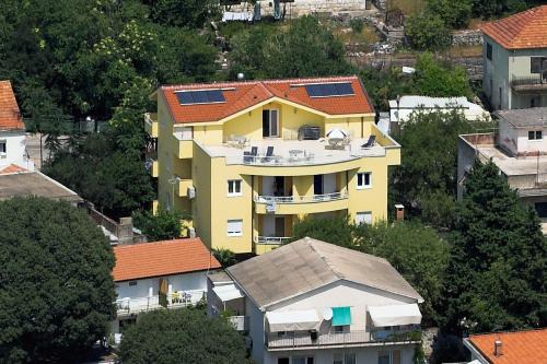Gradac Apartment | Apartments Vesna