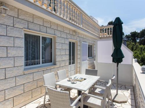 Orebic Apartment | Apartments Villa Dinga -Borak - Standard Two Bedroom Apartment with Balcony No 5