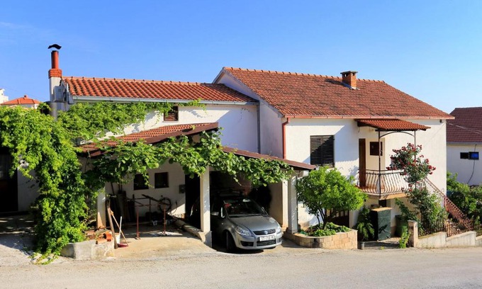 Okrug Gornji Apartment | Apartments with parking space Okrug Gornji, Ciovo - 1107