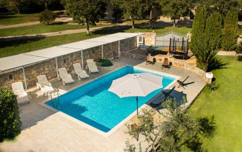 Matohanci Apartment | Apartments with Pool Villa Fjord