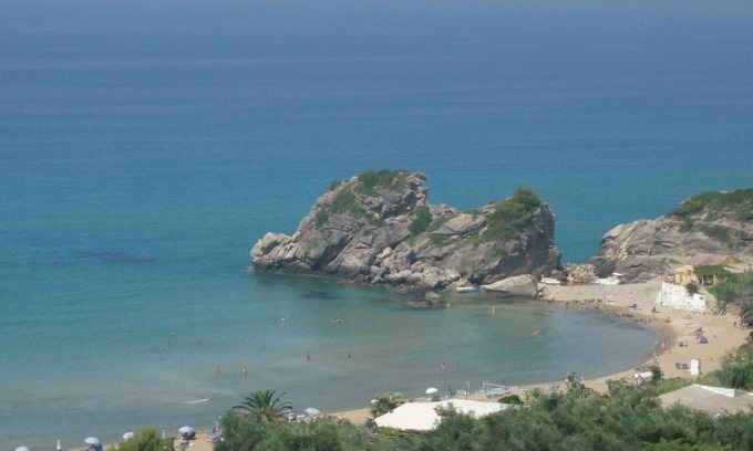 Parelia Apartment | Apartments With Swimming Pool and Sea View - Pelekas Beach, Corfu