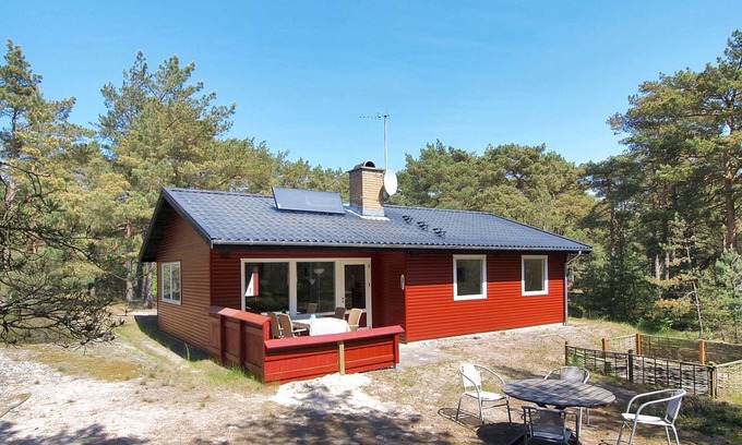 Pedersker House | "Apelone" - 300m from the sea by Interhome