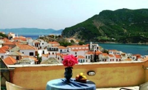 Skopelos Hotel | Aperanto Galazio