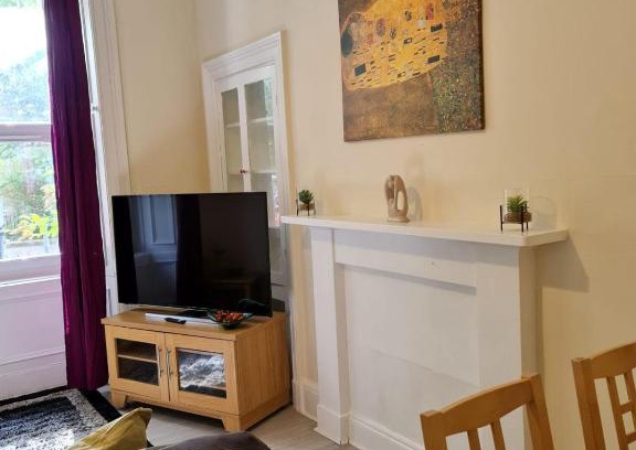 Dalry Apartment | Apex Cathcart Place Apartment