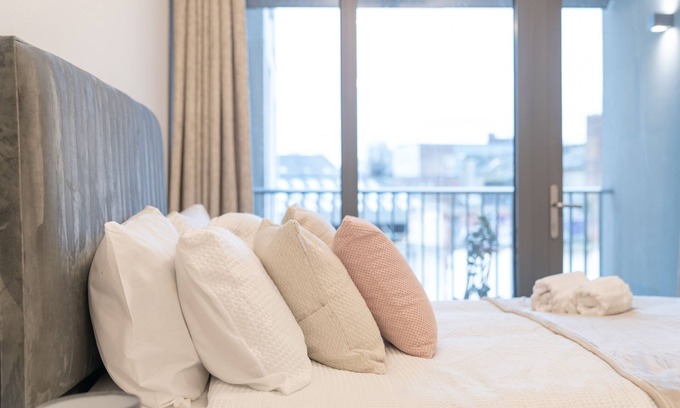 Bordesley Apartment | Apex Lofts Suite - 2 bed 2 Bath w/Rooftop Terrace
