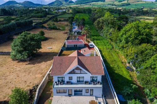 Ponta Delgada House | Ápice - by Azores Green Villas