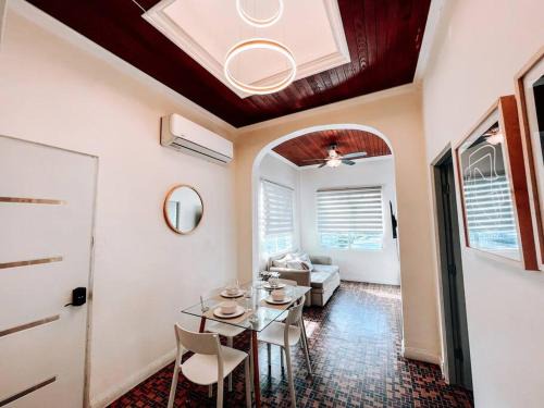 Santurce Villa | Aponte Rustic House - Walking to Beach - San Juan
