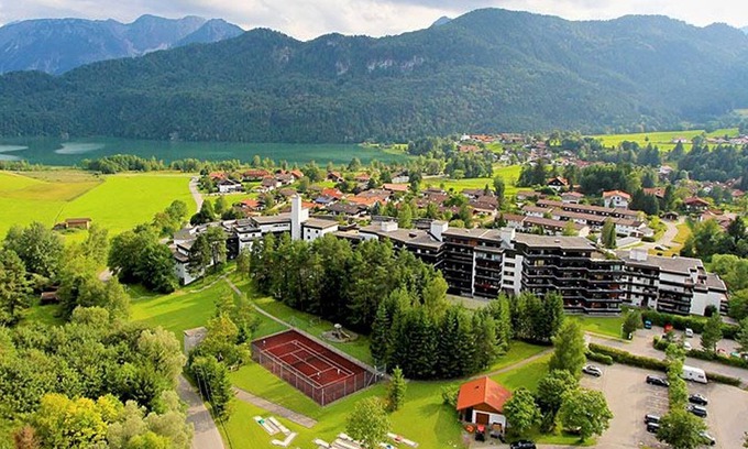 Fuessen Apartment | App 3/219 - Gemütliche Fewo für 2-4 P m. Balkon + Bergblick - Ferienappartements Weissensee