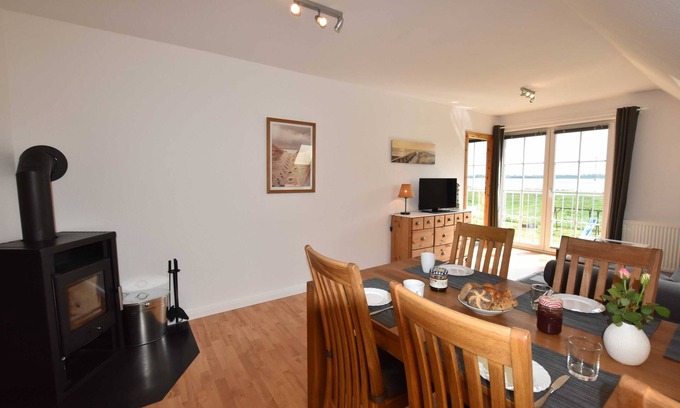 Insel Poel Apartment | App.6/4-room (6 adults + 1 baby), attic, with water view - Ferienwohnungen Zum