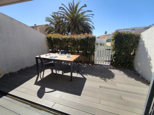 Naturist Village Apartment | Appart 109, Port Soleil au village naturiste