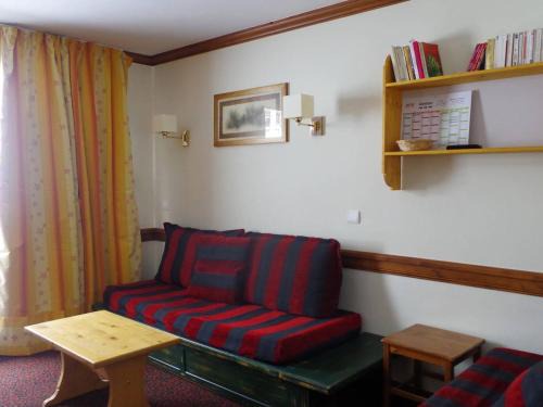 Plagne Soleil Apartment | Appart 3 pièces, balcon, parking, animaux admis, ski aux pieds - FR-1-351-56