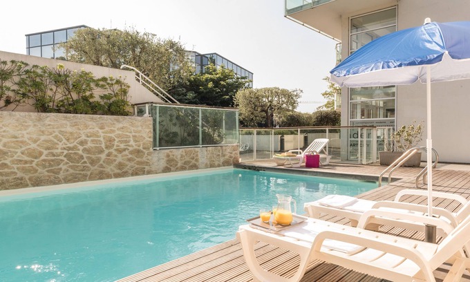 Antibes Apartment | Appart'City Classic Antibes