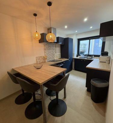 Saint-Fortunat-sur-Eyrieux Apartment | Appartement fraîchement rénové plein cœur du village