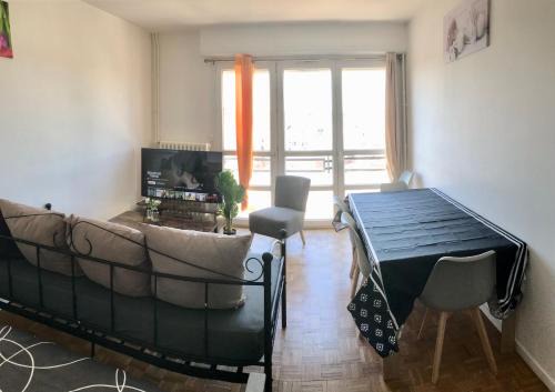 Nord - Gare Apartment | Appart Gare TGV vue panoramique sur la ville