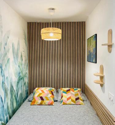 La Celle-sous-Gouzon Apartment | Appart hôtel au Pradet