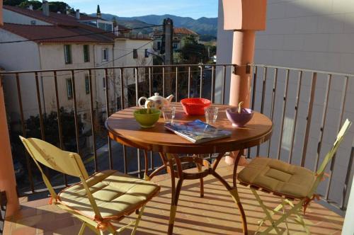 Banyuls-sur-Mer Apartment | Appart Studio cabine 4 couchages BANYULS SUR MER BN010-001