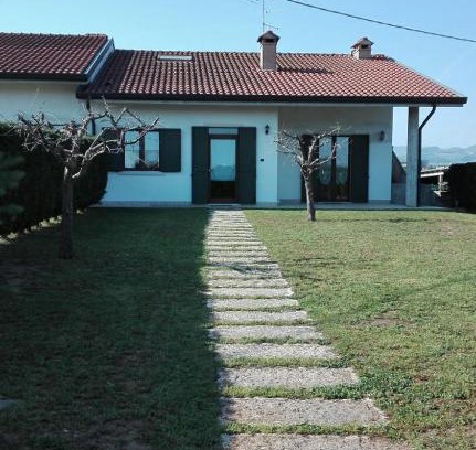 Pescantina House | Appartamenti sapori di campagna
