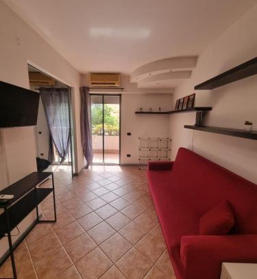 Latina Apartment | Appartamento Centro Città con Posto Auto e Palestra